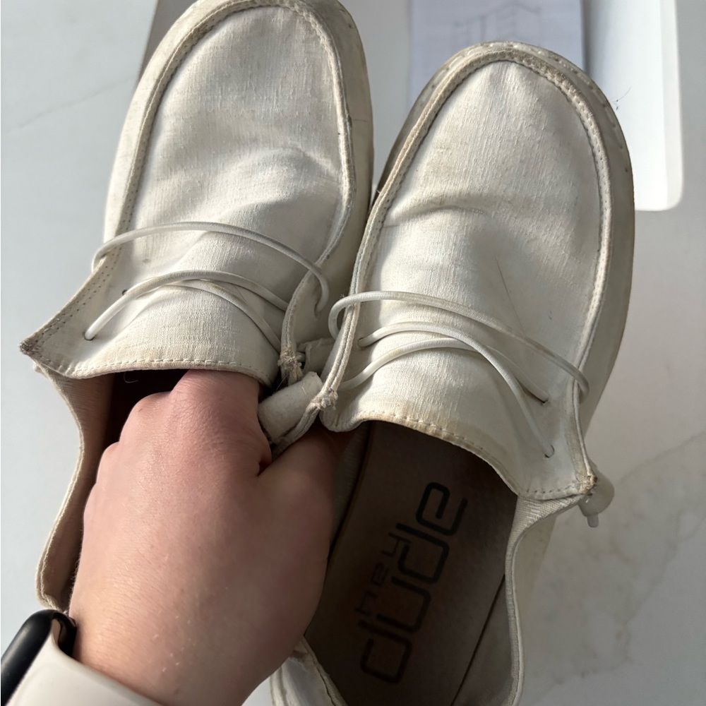 WEN Women's Cream Sneakers